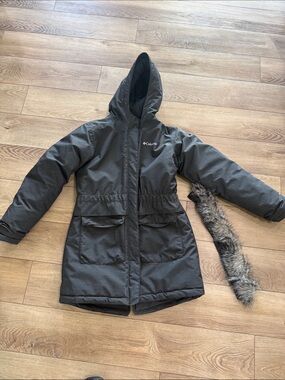Girls Columbia Nordic Strider Jacket w/ Removable Fur Trim - size large